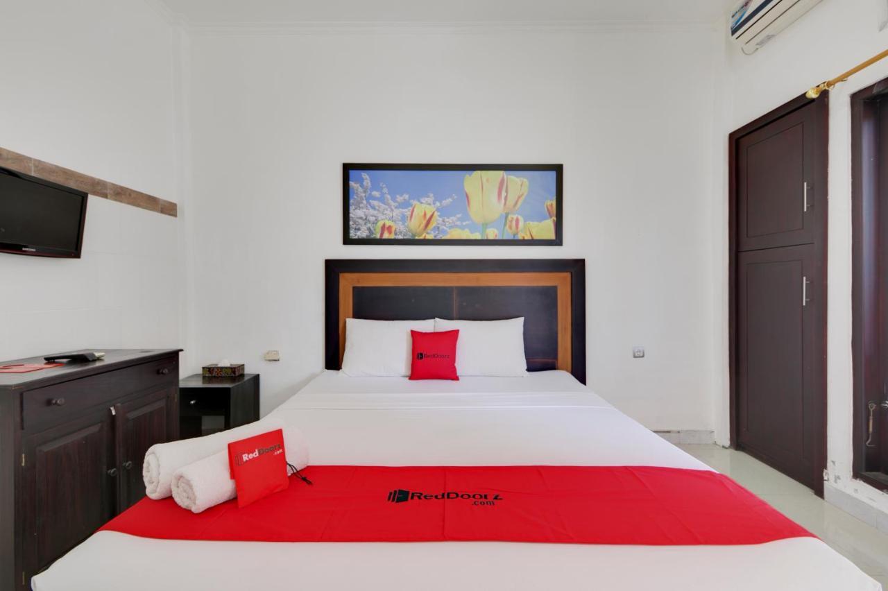 RedDoorz near Stadion Kompyang Sujana Bali Denpasar Zewnętrze zdjęcie